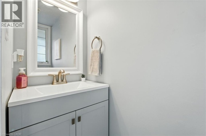 Photo 8 at 21 DIANA Avenue 61, Brantford