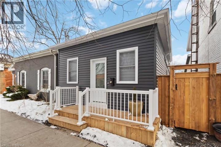 Photo 2 at 16 Mt. Pleasant Street, Brantford