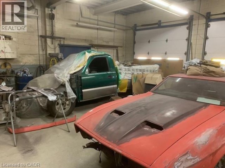 Photo 9 at 2427 Pinegrove Road, Rural Middleton, Delhi