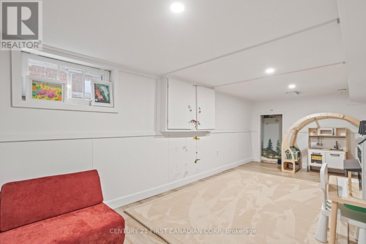 Photo 32 at 872 Lovett Street