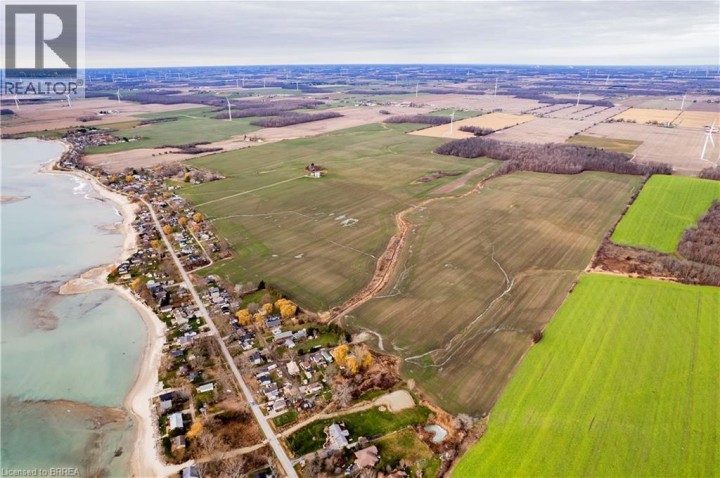 Photo 5 at 905 Lakeshore Road