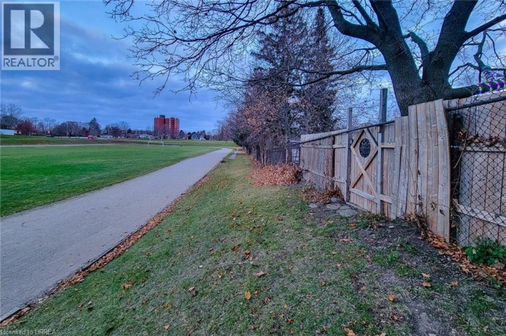 Photo 33 at 6 Bayly Drive, Innerkip (Green Lane Park), Woodstock