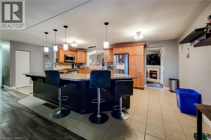 Photo 6 at 6 Bayly Drive, Innerkip (Green Lane Park), Woodstock