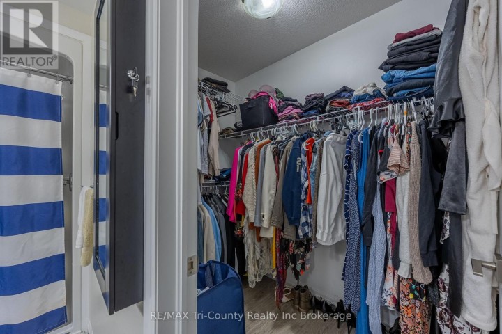 Photo 10 at 19 Sierra Street, Tillsonburg