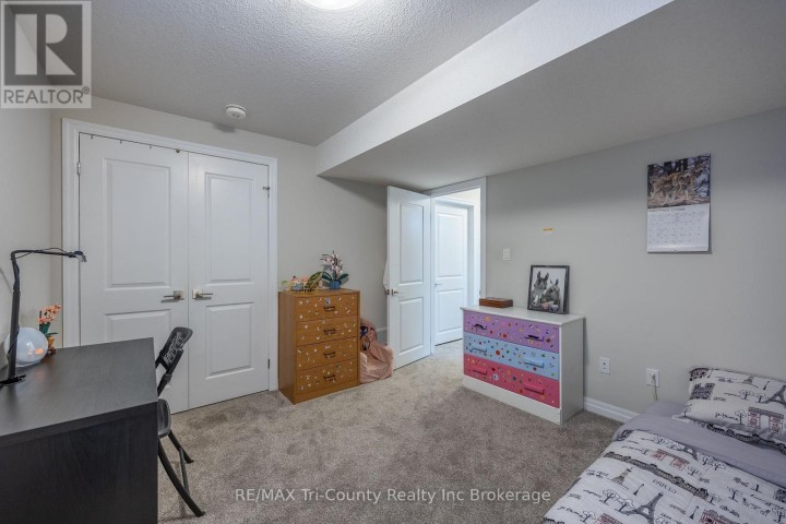 Photo 24 at 19 Sierra Street, Tillsonburg