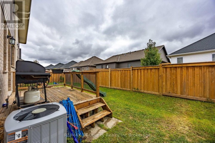 Photo 28 at 19 Sierra Street, Tillsonburg