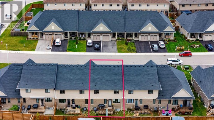 Photo 31 at 19 Sierra Street, Tillsonburg