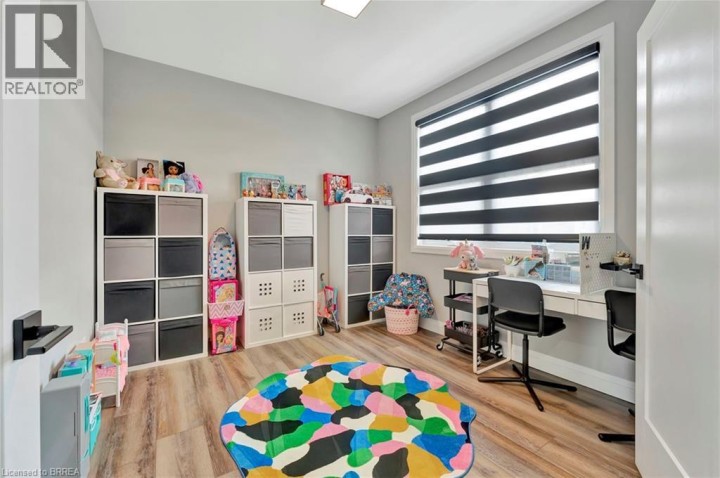 Photo 25 at 14 Hudson Drive, Brantford