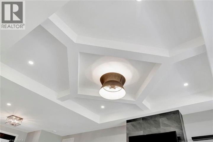 Photo 8 at 14 Hudson Drive, Brantford