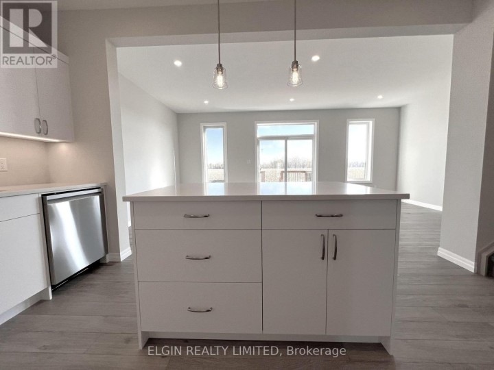 Photo 10 at 73 Braun Avenue, Tillsonburg