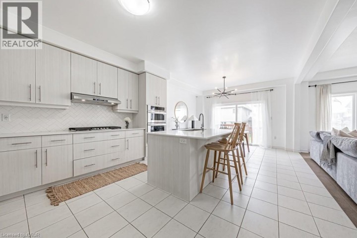 Photo 7 at 462 Blackburn Drive, Brantford