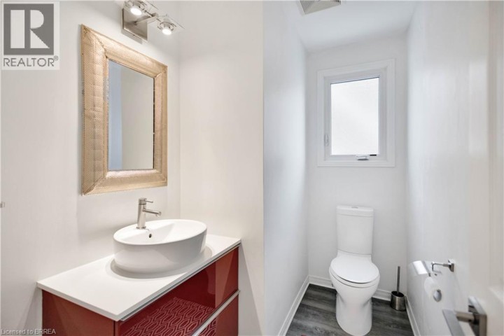 Photo 14 at 21 Riva Ridge, Brantford