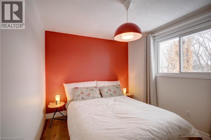 Photo 21 at 21 Riva Ridge, Brantford