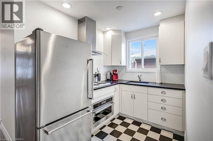 Photo 24 at 21 Riva Ridge, Brantford