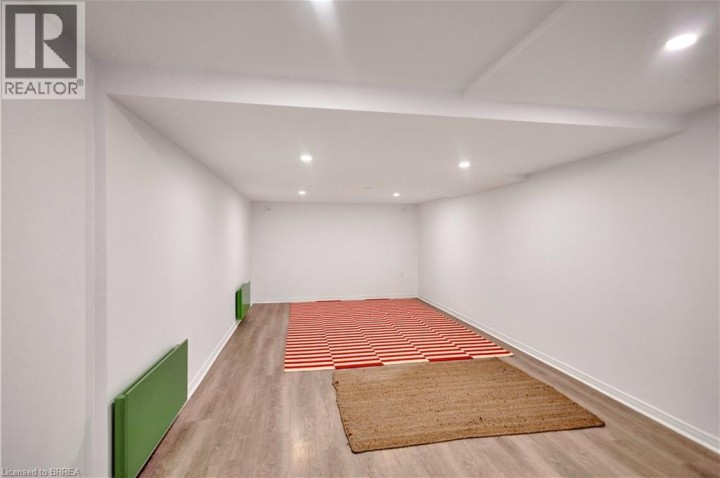 Photo 36 at 21 Riva Ridge, Brantford