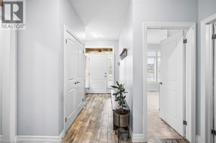 Photo 6 at 100 Tamarack Boulevard, Woodstock