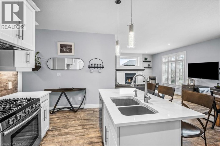 Photo 11 at 100 Tamarack Boulevard, Woodstock