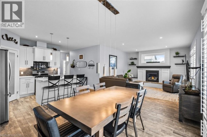 Photo 27 at 100 Tamarack Boulevard, Woodstock