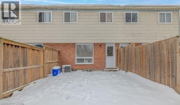 Photo 26 at 125 BAY Street 6, Woodstock