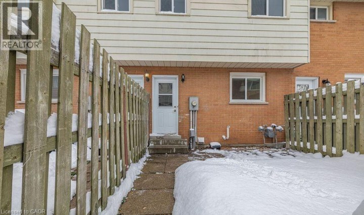 Photo 4 at 78 BEE Street 11, Woodstock