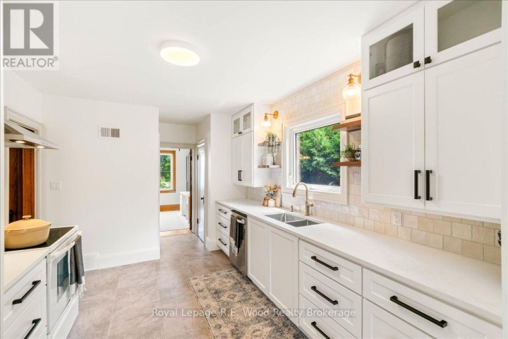 Photo 12 at 15 Mckenzie Street, Tillsonburg