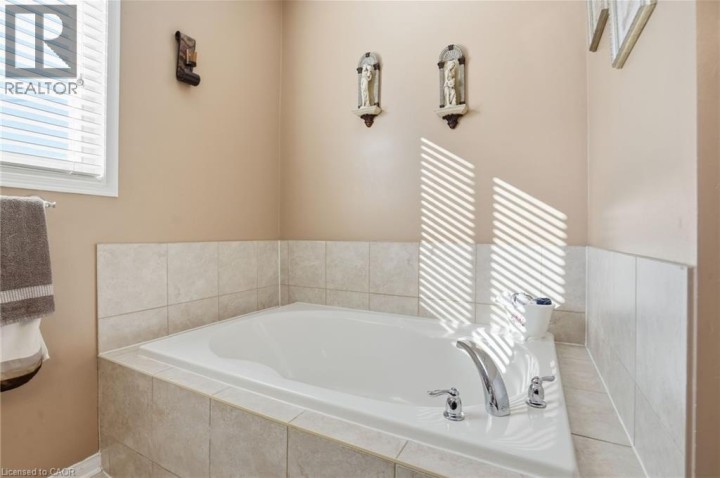 Photo 18 at 23 Mathews Court, Brantford