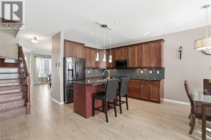 Photo 3 at 23 Mathews Court, Brantford