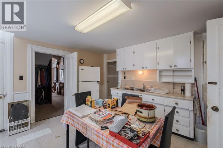 Photo 25 at 17 Hawarden Avenue, Brantford