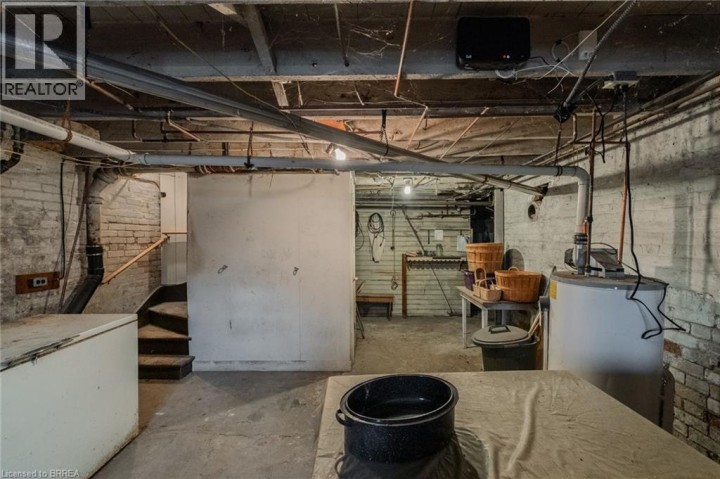 Photo 32 at 17 Hawarden Avenue, Brantford