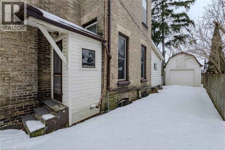 Photo 6 at 17 Hawarden Avenue, Brantford