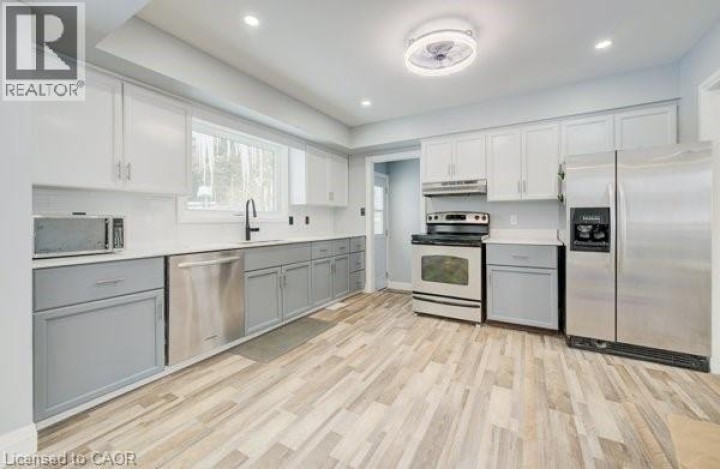 Photo 16 at 659 Gladstone Drive, Woodstock