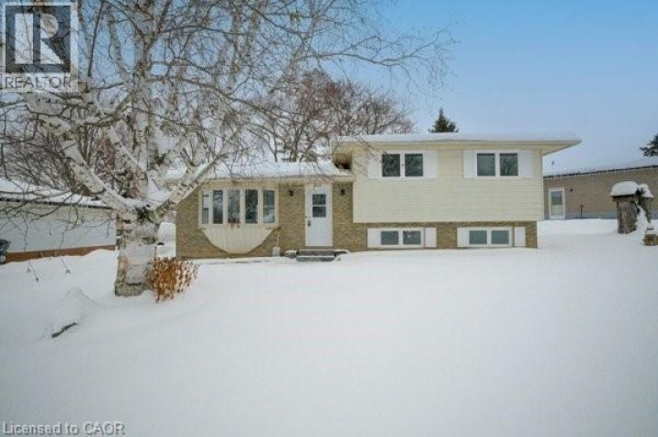 Photo 1 at 659 Gladstone Drive, Woodstock