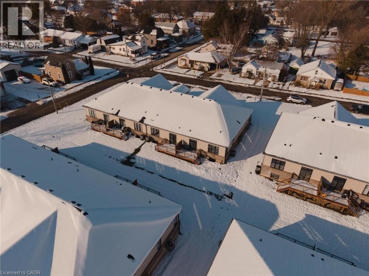 Photo 25 at 7 South Court Street W, Norwich