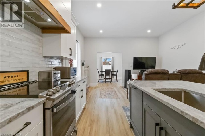 Photo 20 at 156 Albion Street, Brantford