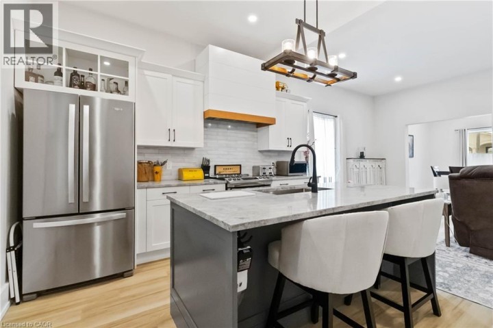 Photo 21 at 156 Albion Street, Brantford