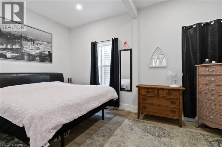 Photo 25 at 156 Albion Street, Brantford