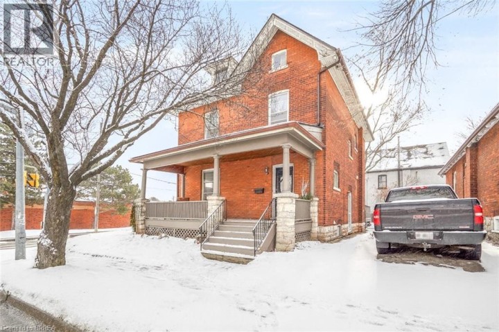 Photo 1 at 353 Dalhousie Street, Brantford
