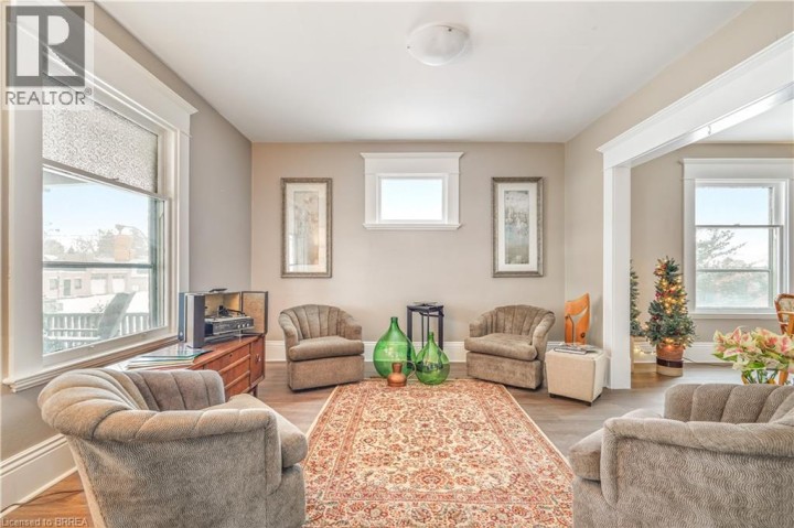 Photo 10 at 353 Dalhousie Street, Brantford