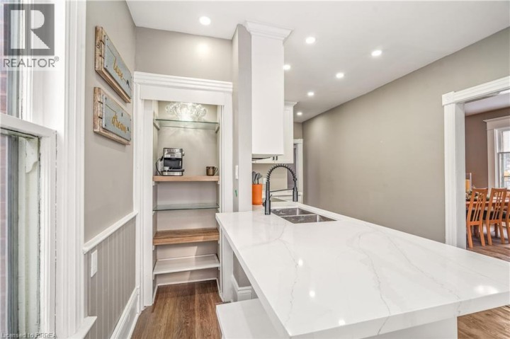 Photo 16 at 353 Dalhousie Street, Brantford