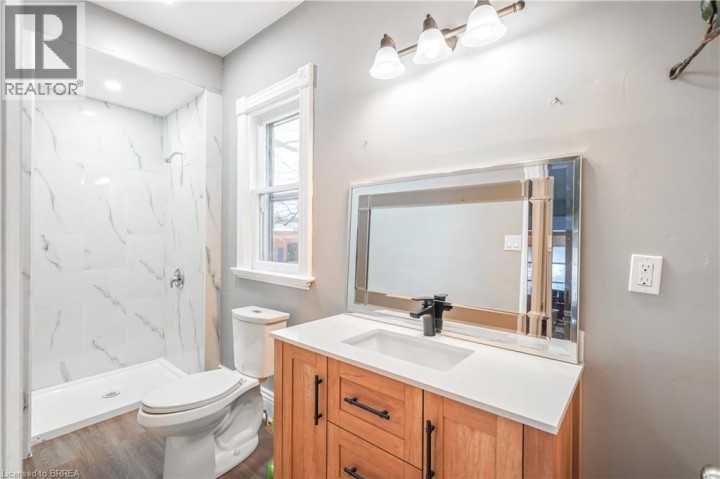 Photo 19 at 353 Dalhousie Street, Brantford