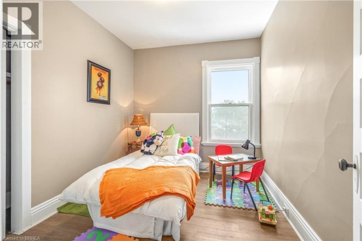 Photo 26 at 353 Dalhousie Street, Brantford