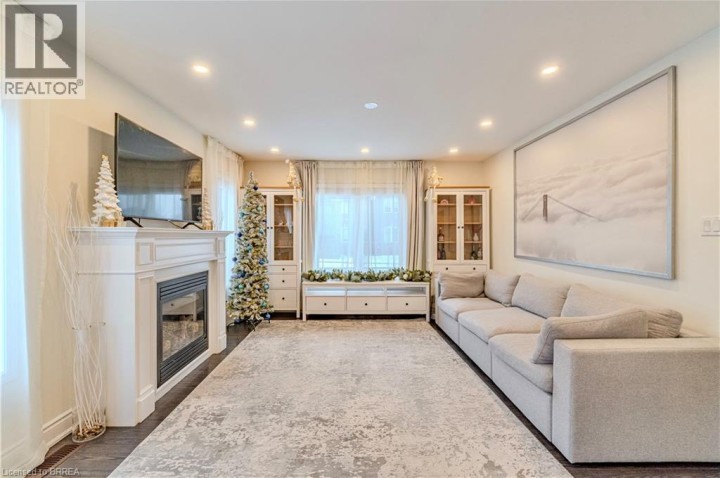 Photo 15 at 241 Thomas Avenue, Brantford