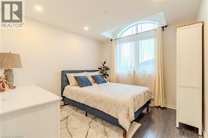 Photo 26 at 241 Thomas Avenue, Brantford