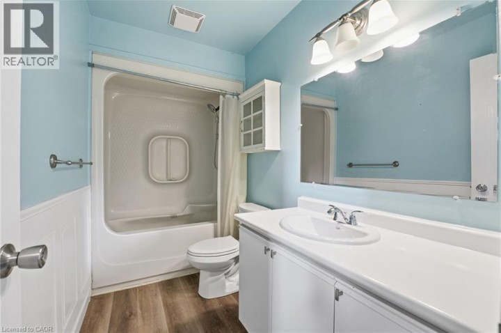 Photo 10 at 21 WREN Court 9, Tillsonburg