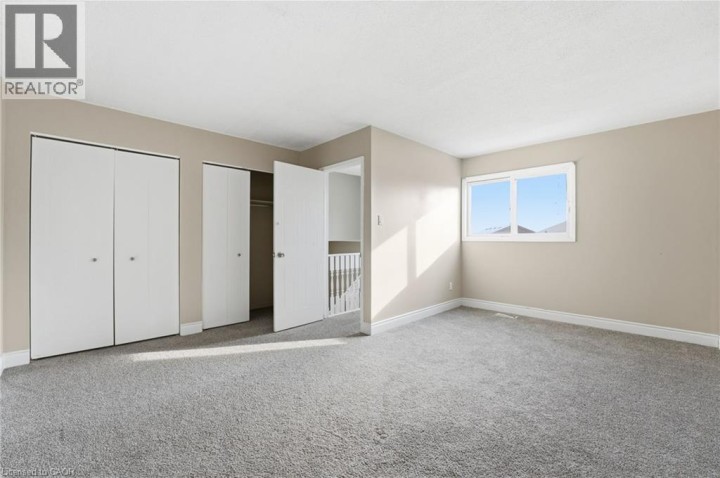 Photo 15 at 21 WREN Court 9, Tillsonburg