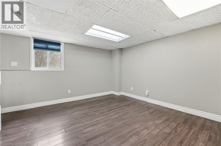 Photo 19 at 21 WREN Court 9, Tillsonburg