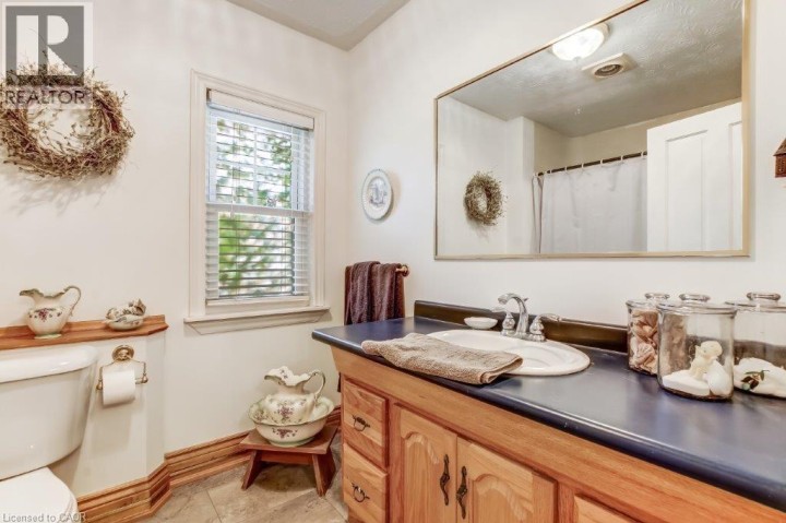 Photo 12 at 230 Graham Street, Woodstock