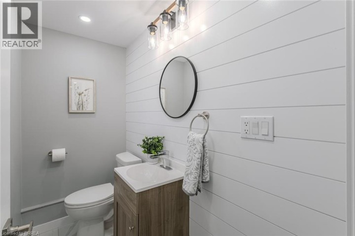 Photo 6 at 234 Grand Street, Brantford