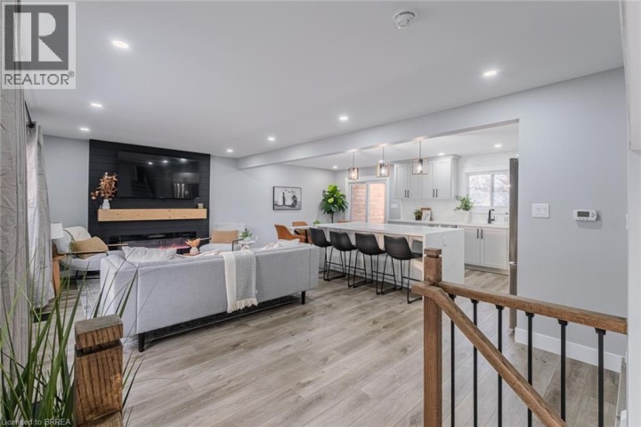 Photo 7 at 234 Grand Street, Brantford