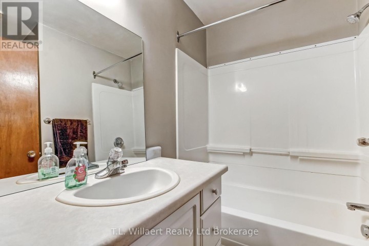 Photo 7 at 80 Glendale Drive, Tillsonburg